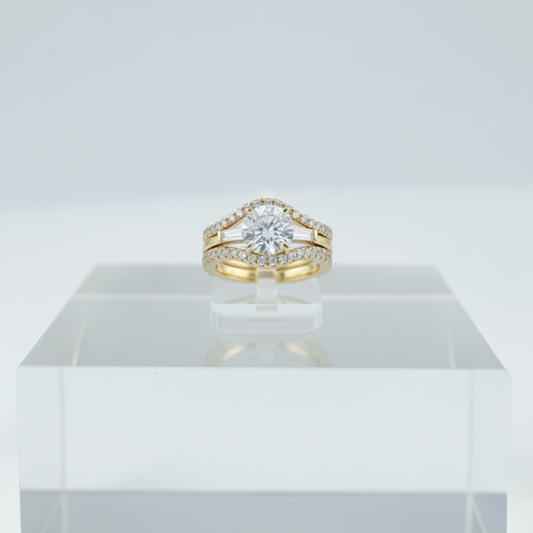 The "Regal" Round Diamond Bridal Set . #AJRG000017