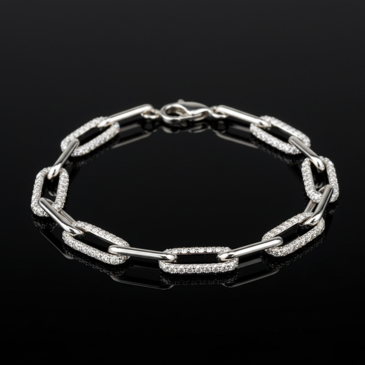 The "Nova" Pavé Link Bracelet. #AJBR00015