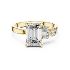 Emerald Asymmetric Cluster Ring
