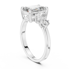 Emerald Asymmetric Cluster Ring