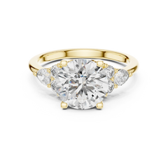 Round Pear-Cluster Ring