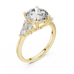 Round Pear-Cluster Ring