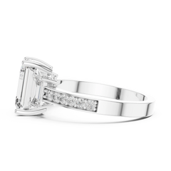 Aurevia Luxe Trinity Emerald Diamond Ring