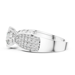 Aurevia Regal Luxe Diamond Ring